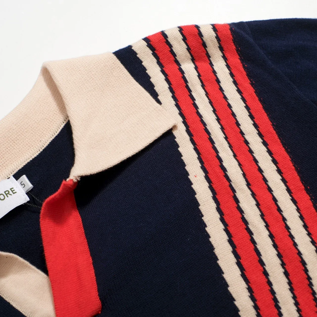 Men’s Retro 1970s Daisy Knit Polo Shirt – Vintage Navy with Red Striped Flower Graphic - Image 4