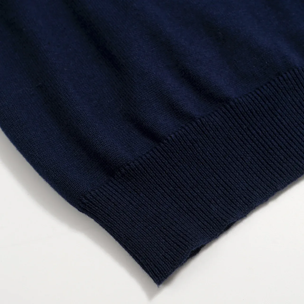 Men’s Retro 1970s Daisy Knit Polo Shirt – Vintage Navy with Red Striped Flower Graphic - Image 7