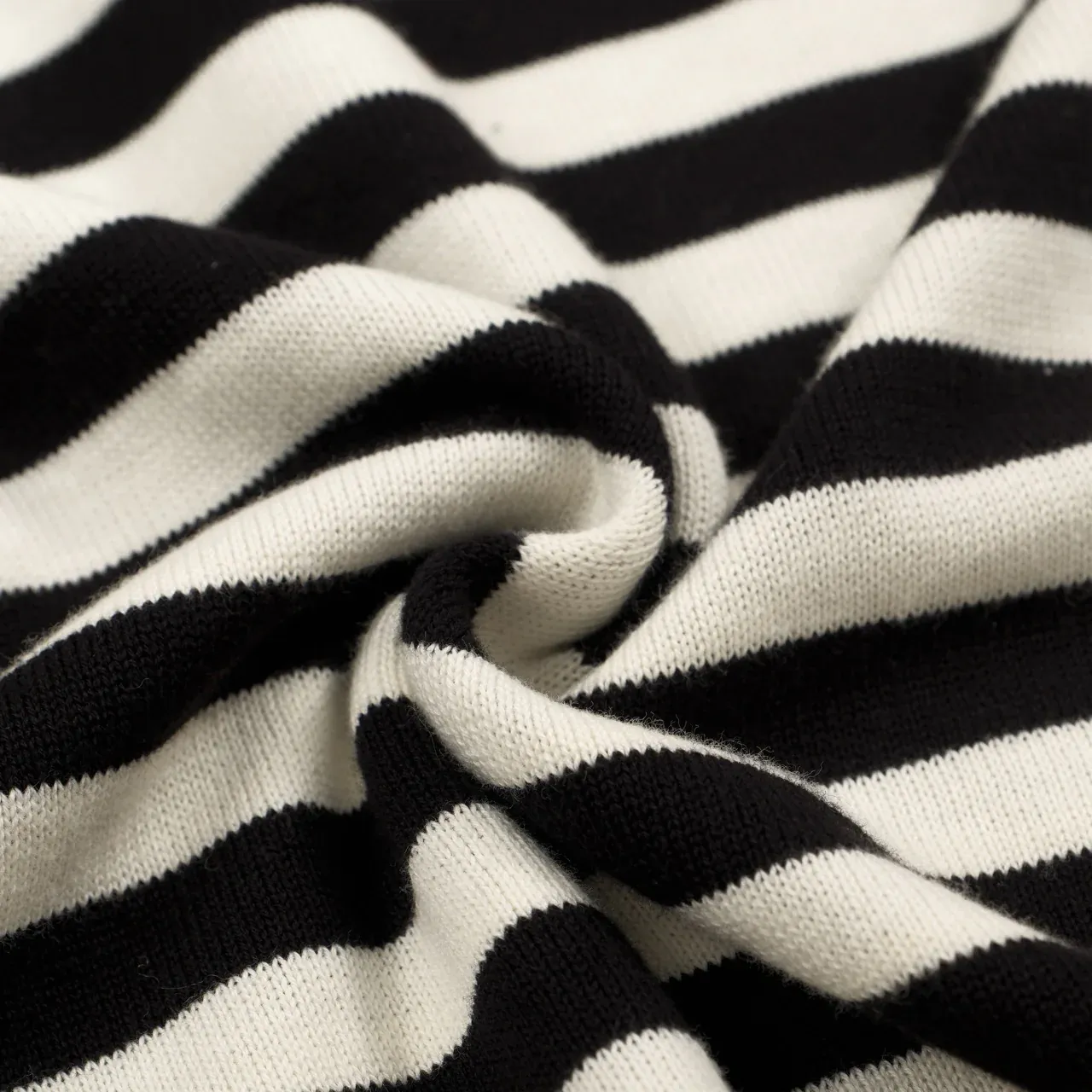 Women's Retro Striped Knit Sweater with Red Heart – Black & White - Image 8