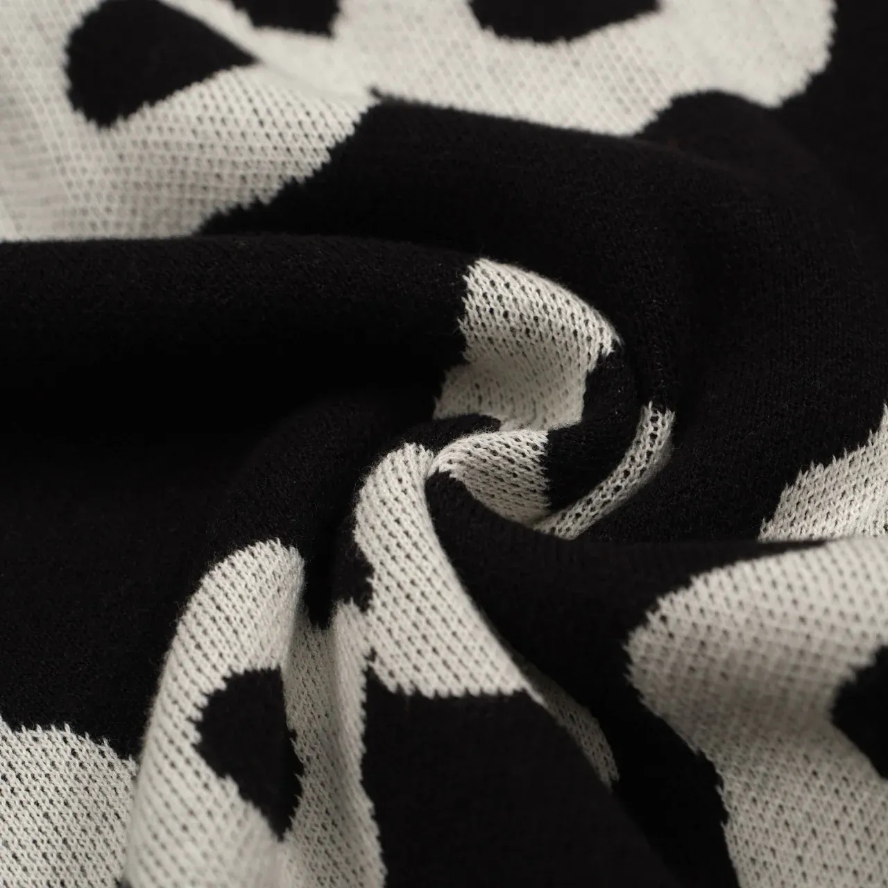 Men's Black & Cream Retro Flower Knit Polo – 60s Mod Button-Up Shirt - Image 8